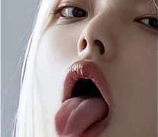 Mi hermanastra vecina 20 a&ntilde_os rubia emo karlota ama lo caliente