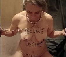 2024 12 04 Esclave F gode et uro