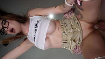 Fucking my Roommate while my Boyfriend'_s not Home