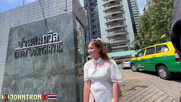 JohnTronX 18YO Chubby Thai Teen Lets Creampie