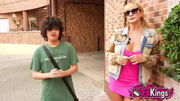 years learn: 49yo Victoria Vera teaches lesson!!