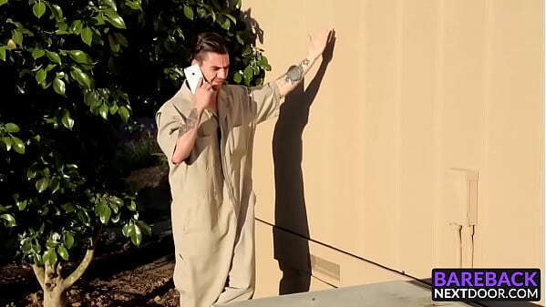 Johnny breeds Ivans tight asshole with load