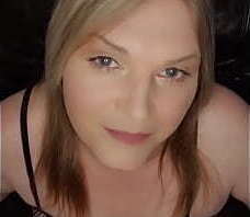 Trans Ariel Glass jack off instructions