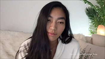 Littlemisskira poppin'_