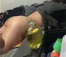 Mi tia me pide masaje y terminamos cojiendo