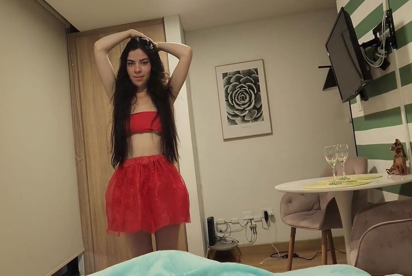 Jopy Laura Beautiful Woman Skirt Without Underwear, Wants Fucked Christmas Gift