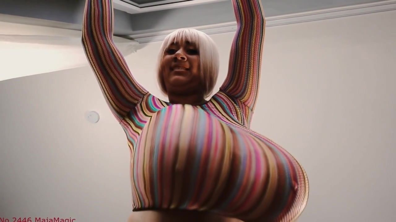 Roxi Boobs From Back Below