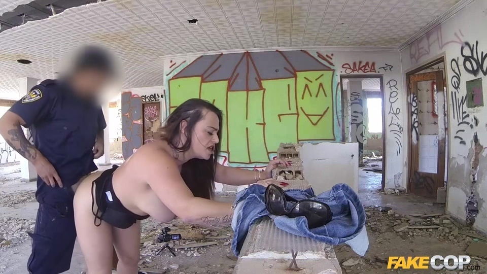 Nikki Devine Busty Brunette Chubby Screwing Police Officer