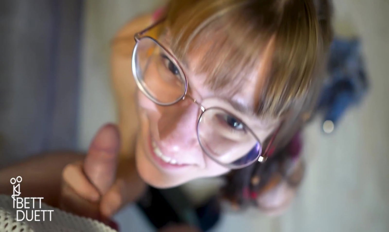 Anne Girlfriend Blowjob