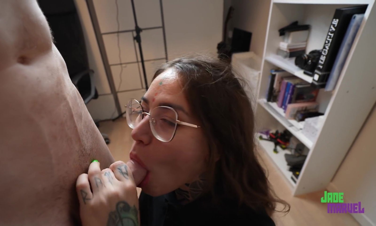 Mari Galore Delivery Girl Tried Dick Then Fucked