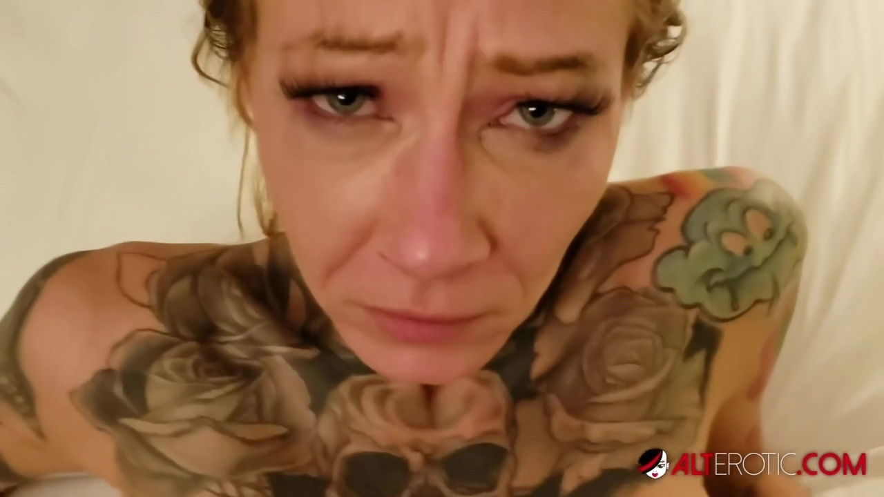 Amanda Doll Quickie Shower