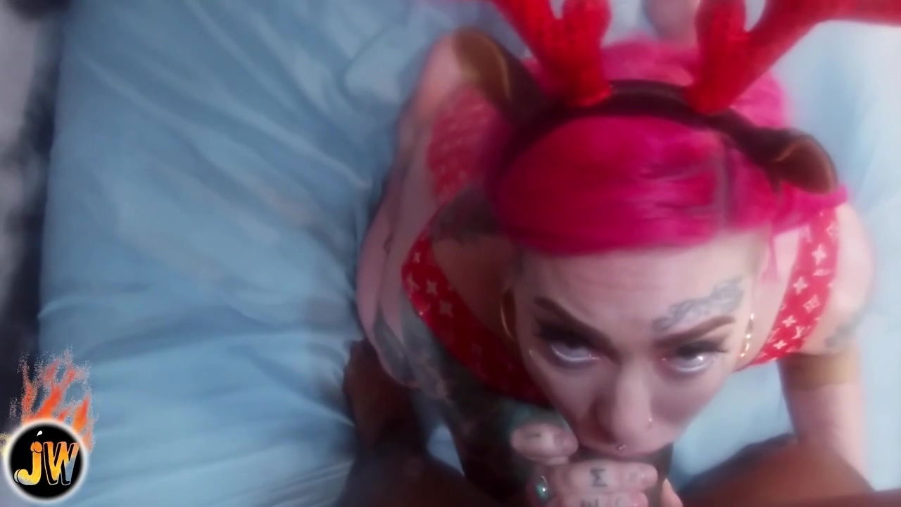 Merry Mouthful Jamie Wolf Chyna Darling