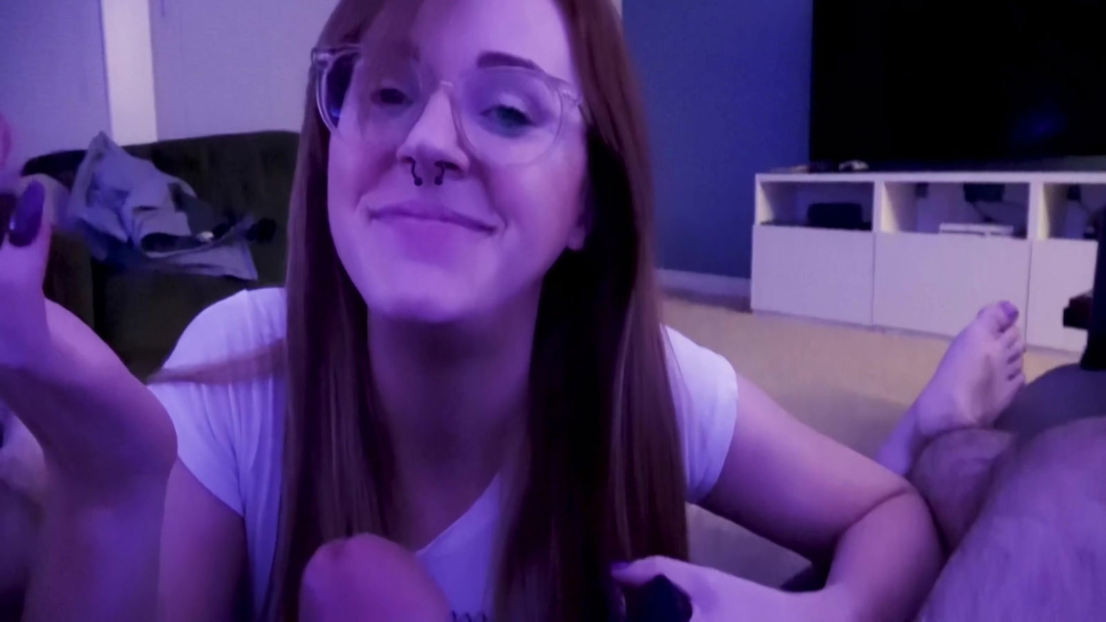 Vape Blowjob Slut Eats Couch With Jessie Wolfe