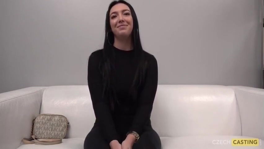 Bailey Knox Frida Sante Beim Casting Gefickt