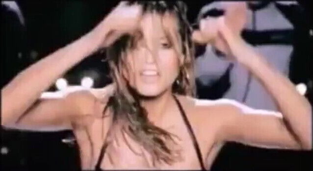 Holly Valance One Hot Singer