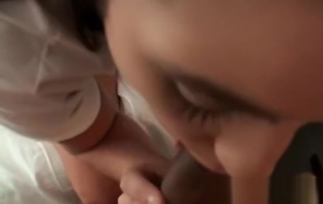 Fresh brunette girlfriend Chloe Banks tries fucking