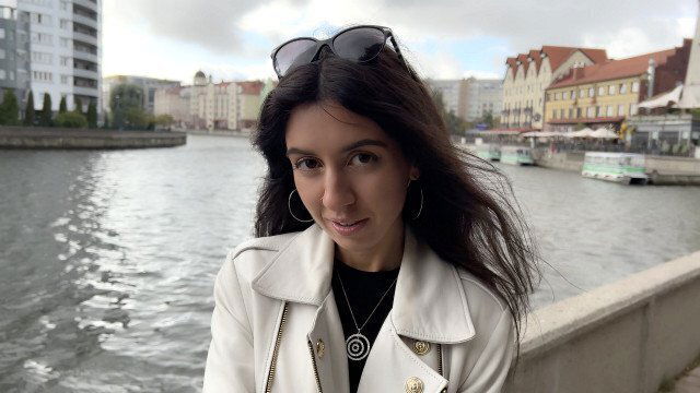 First Tinder Date Ended with with Huge Public Pickup