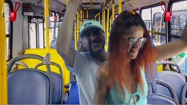 encoxada estudante estranho ônibus!
