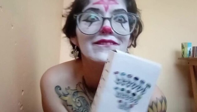 irrisoria CLOWNETTE🤡 presenta:un fallido Review plugs🎃🔥😈👄🌸😋🌺✨🌼💋🥰