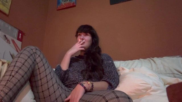 Provoco Amigo Casa para Folle mientras Fumo.