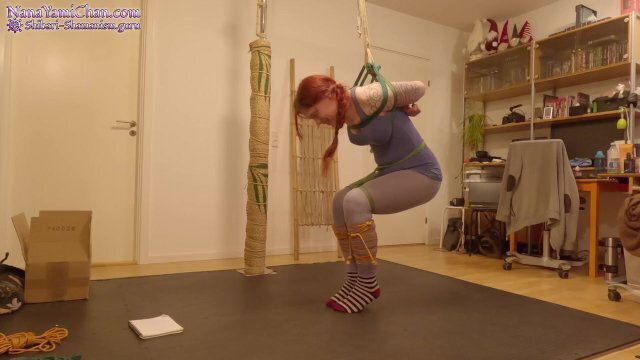 Girl tiptoe rope bondage predicament Semenawa 