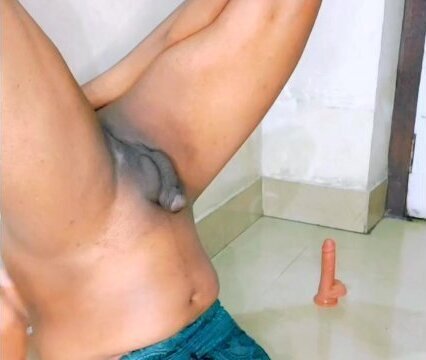 Tiniest shemale piss mouth limp hypospadias penis