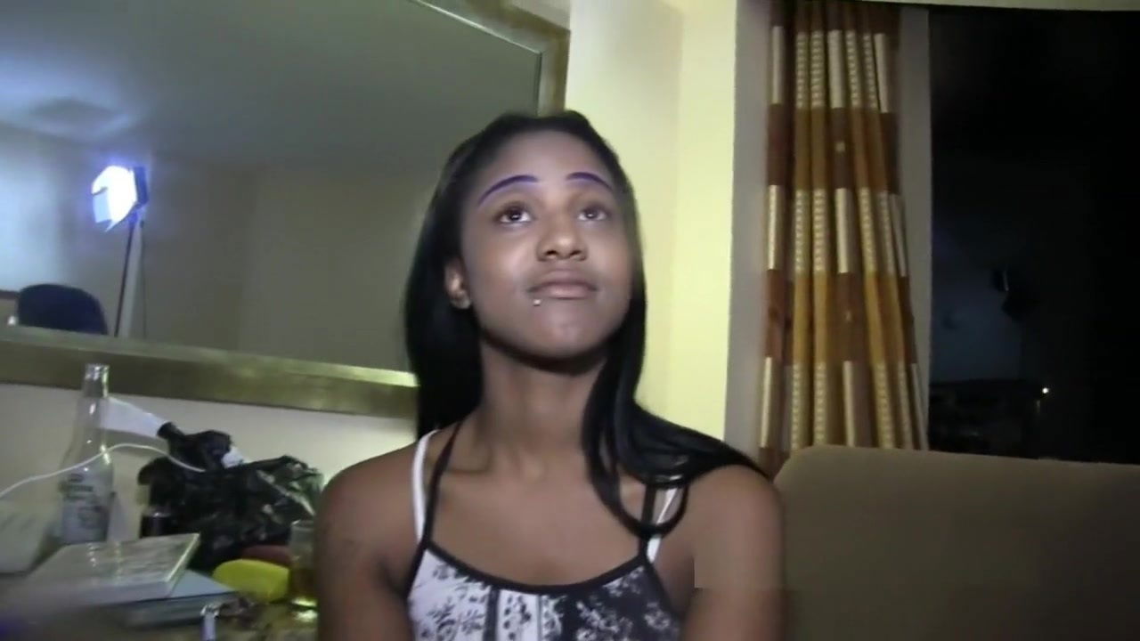 amatuer freaks sexy stripper queen blue trojan