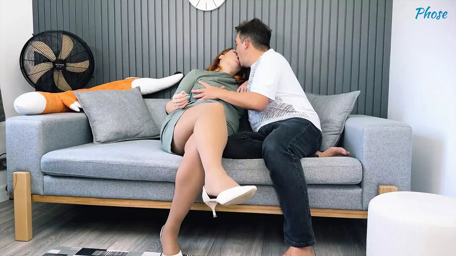 Pregnant Woman Gets Horny Pantyhose