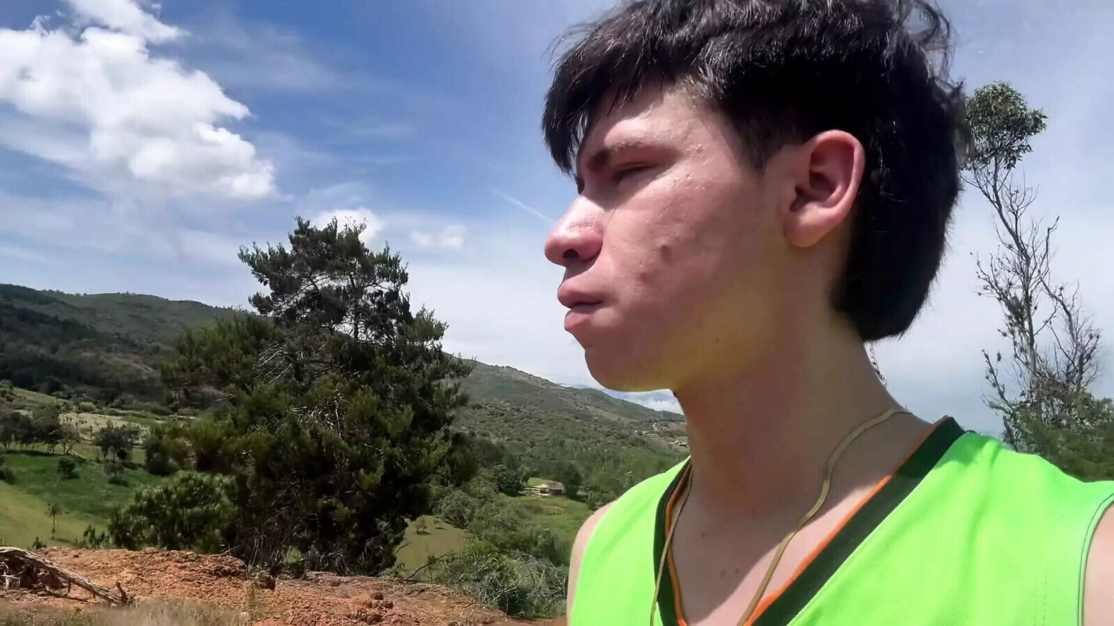 Sexy Athletic Guys Have Oral Park Place