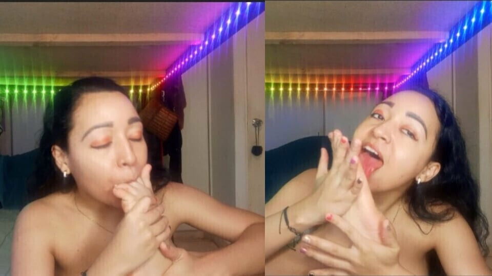 Latina does extreme fetish show where licks, caresses grooms beautiful feet foot worship audience