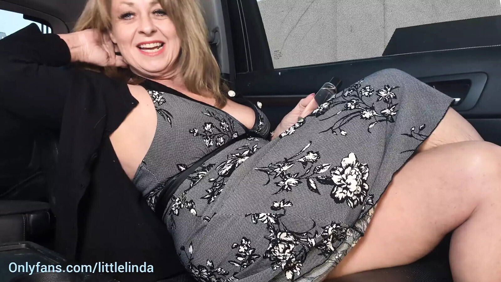 Video without subtitles. Sorry about fuck