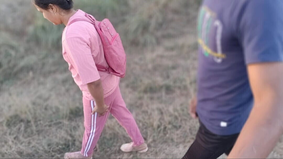 Indian School girl Outdoor jungle viral video