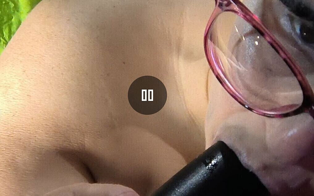 Vacuum Freak Fucks Black Hose Blows