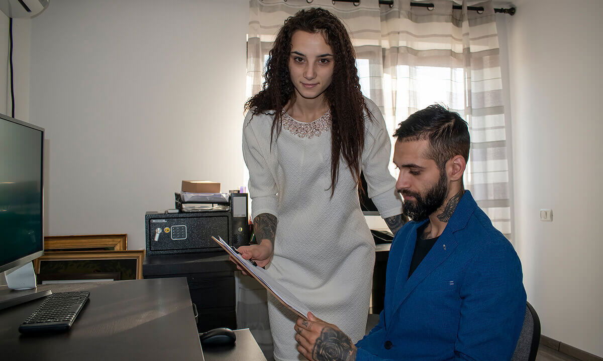 Sex Day At The Office; Amateur Brunette 3D Porn