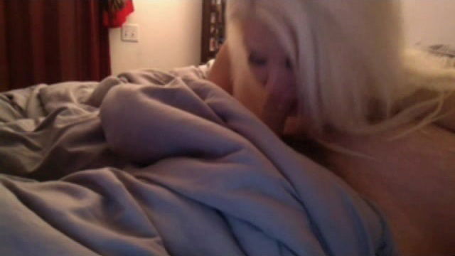 Michelle MILF blowing