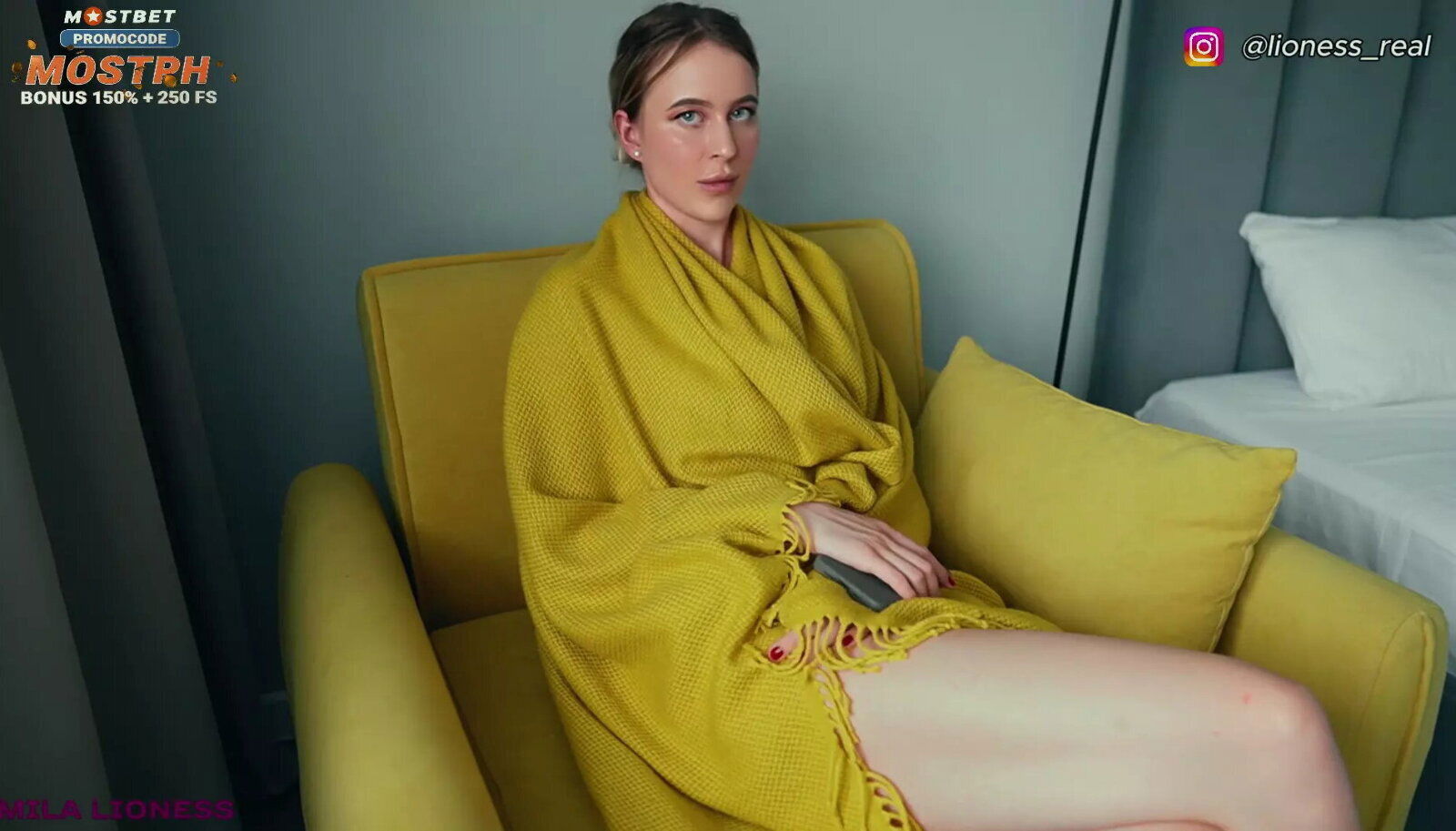 Well, Shall Start? Wont Home Soon, Come Suck Fuck You...