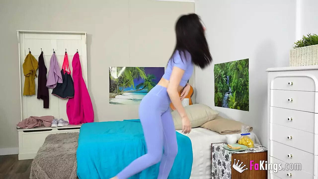 Tall Argentine Gallardo seduces bangs coach enjoyment!