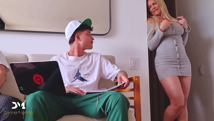 Wild Encounter with Monique Fuentes Danner Mendez