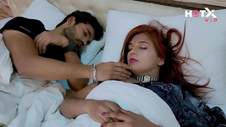 Indian Bhabhi's Hardcore Fuck with Devar While Husband