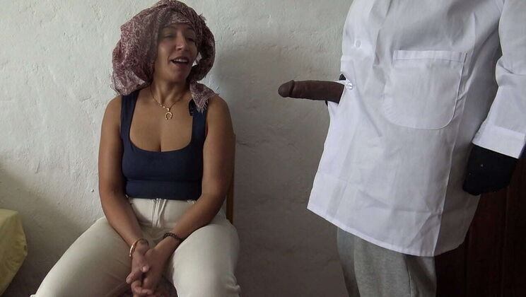 Turkish Woman Sucks African