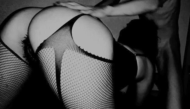 Выебал свою секретаршу после корпаратива в анал, вечер закончился обкончеными дырочками