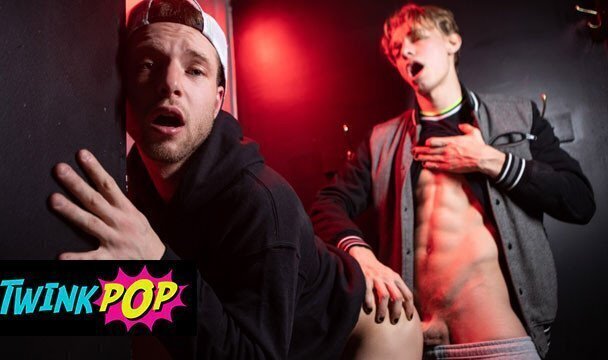 TWINKPOP Benjamin Blue Sucks Leo Louis' Huge Dick Before Bending Over Fucked