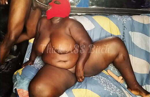 loves munch fuck gardener because huge dick