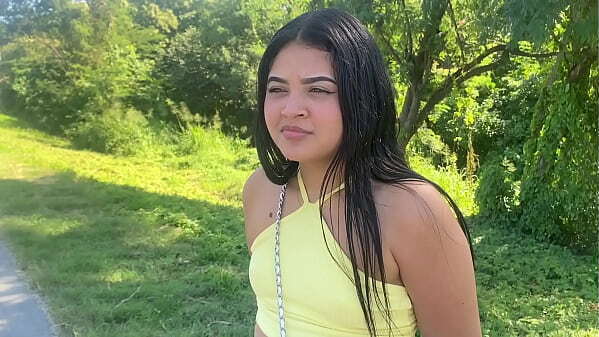 Hermosa mujer follar desconocido porque novio dej&oacute_ sola carretera nacional