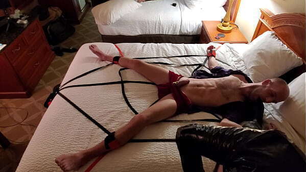 Blow HUGE Loads When I'_m Being Dominated!