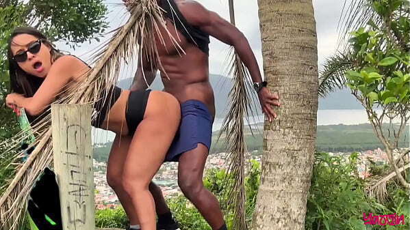 CASAL AVENTUREIRO FUDENDO LIVRE GOZANDO MUITO (Completo Sheer Red)