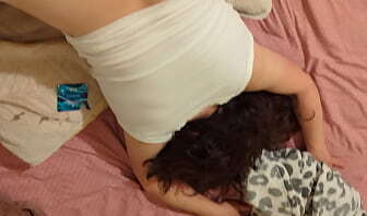 Vi has a round ass and she loves dick in her asshole