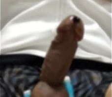 おもちゃで尿道オナニー