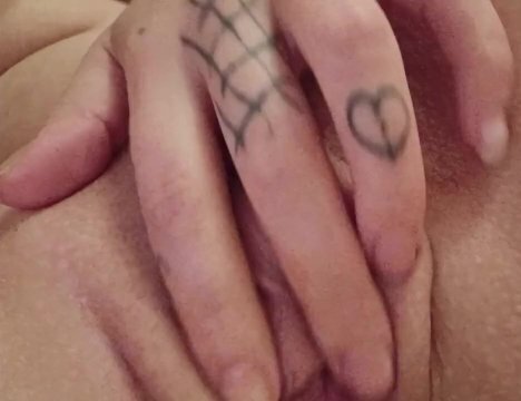 asmr pussy massage came sweetly!