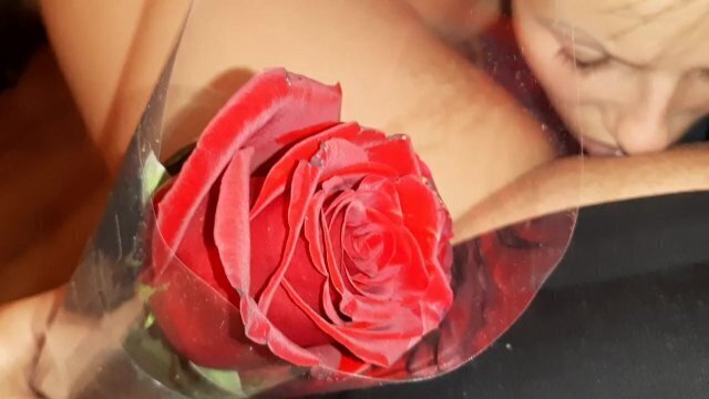 gave rose, thanked with cunnilingus Lesbian_illusion